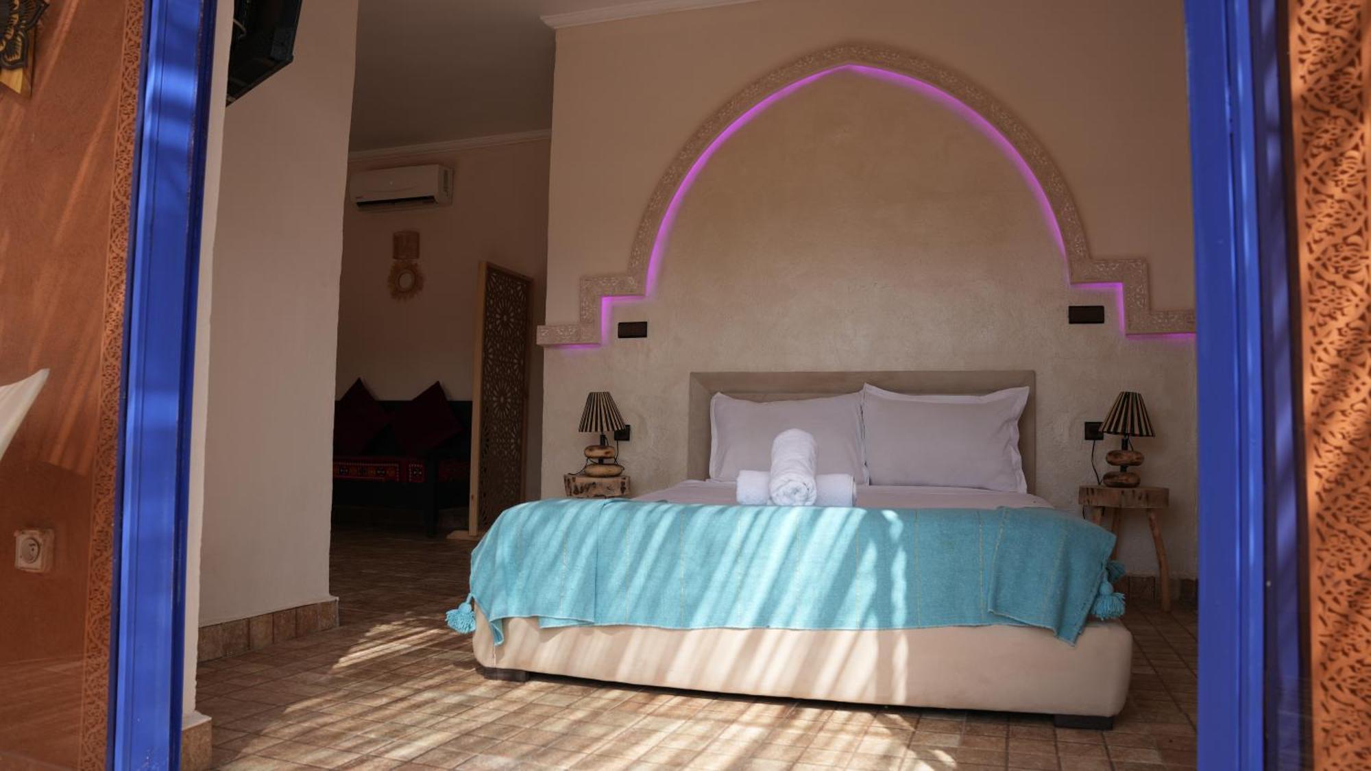 Whisper Hotel